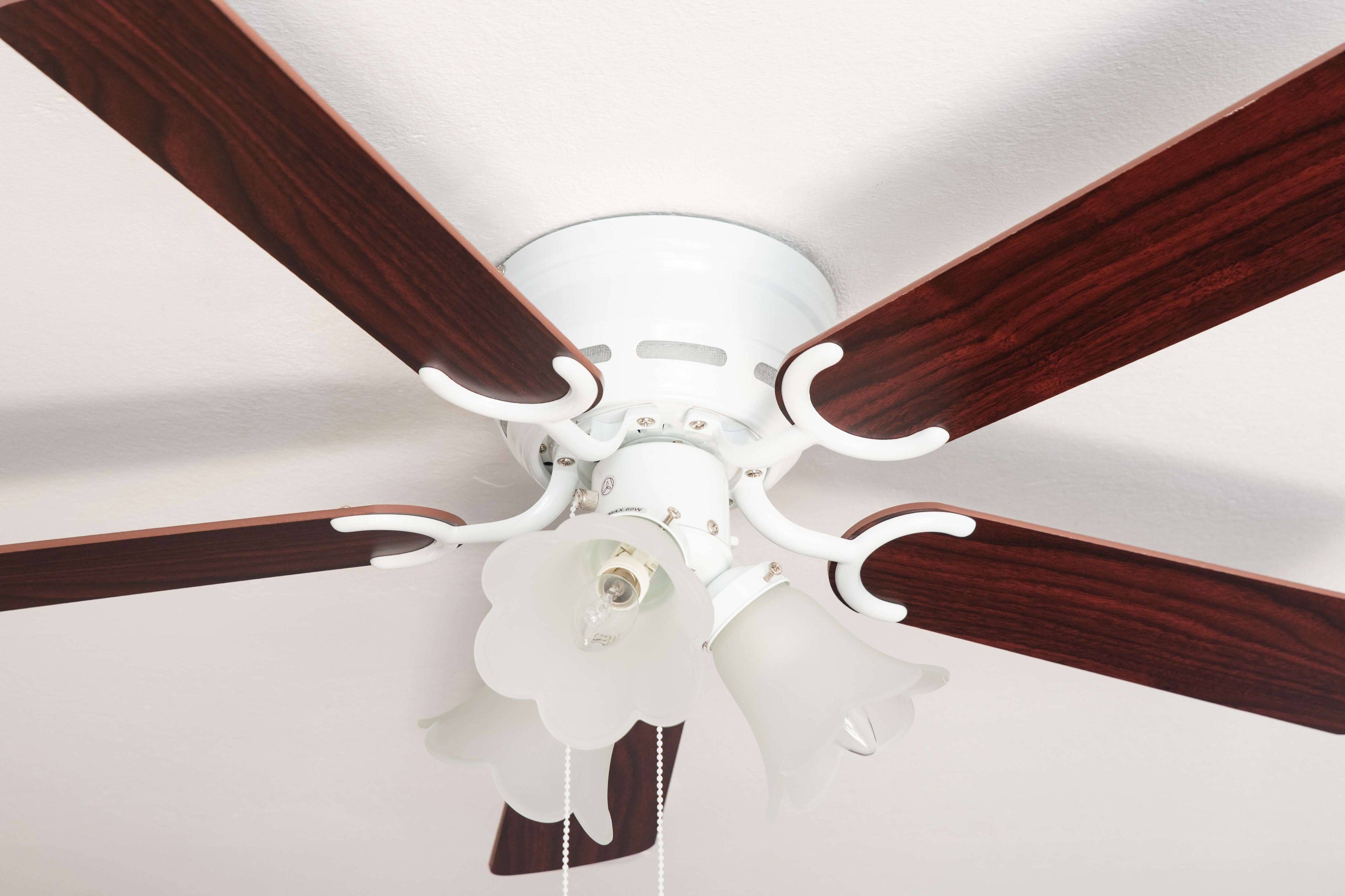 Deckenventilator Kisa Deluxe WE Rosenholz / Walnuss mit Licht
