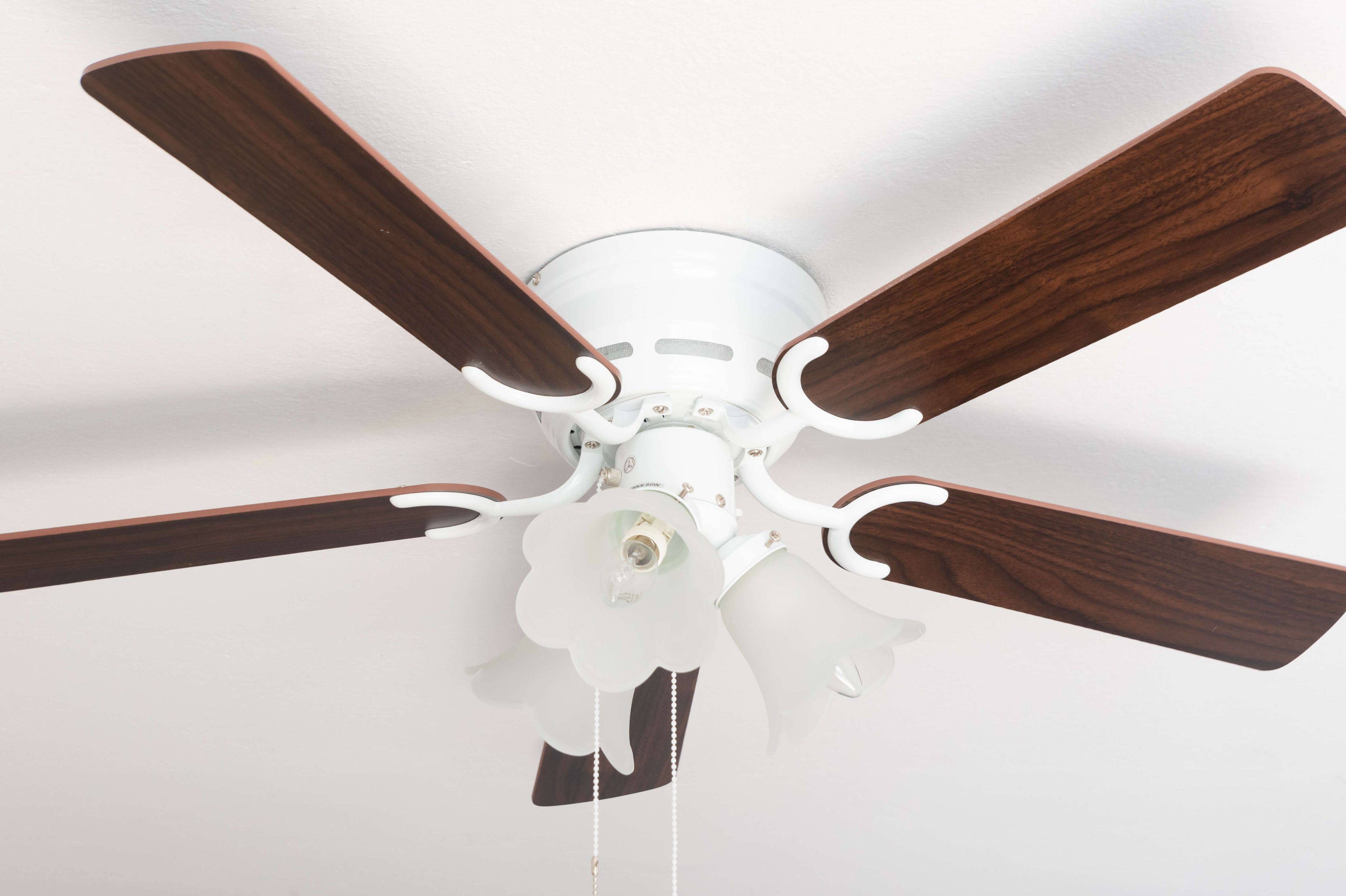 Deckenventilator Kisa Deluxe WE Rosenholz / Walnuss mit Licht