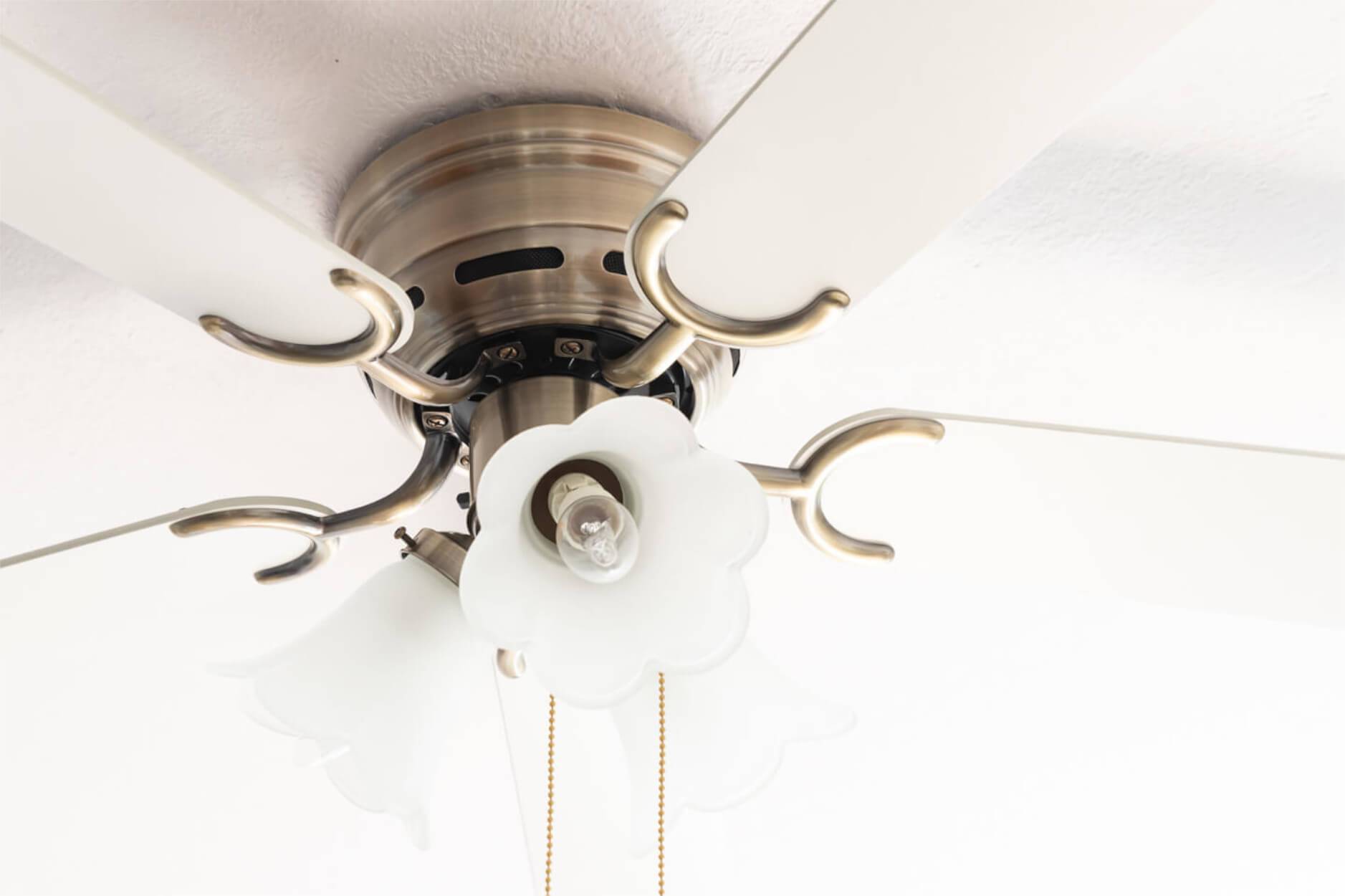 Deckenventilator Kisa Deluxe MA Weiß / Ahorn mit Licht