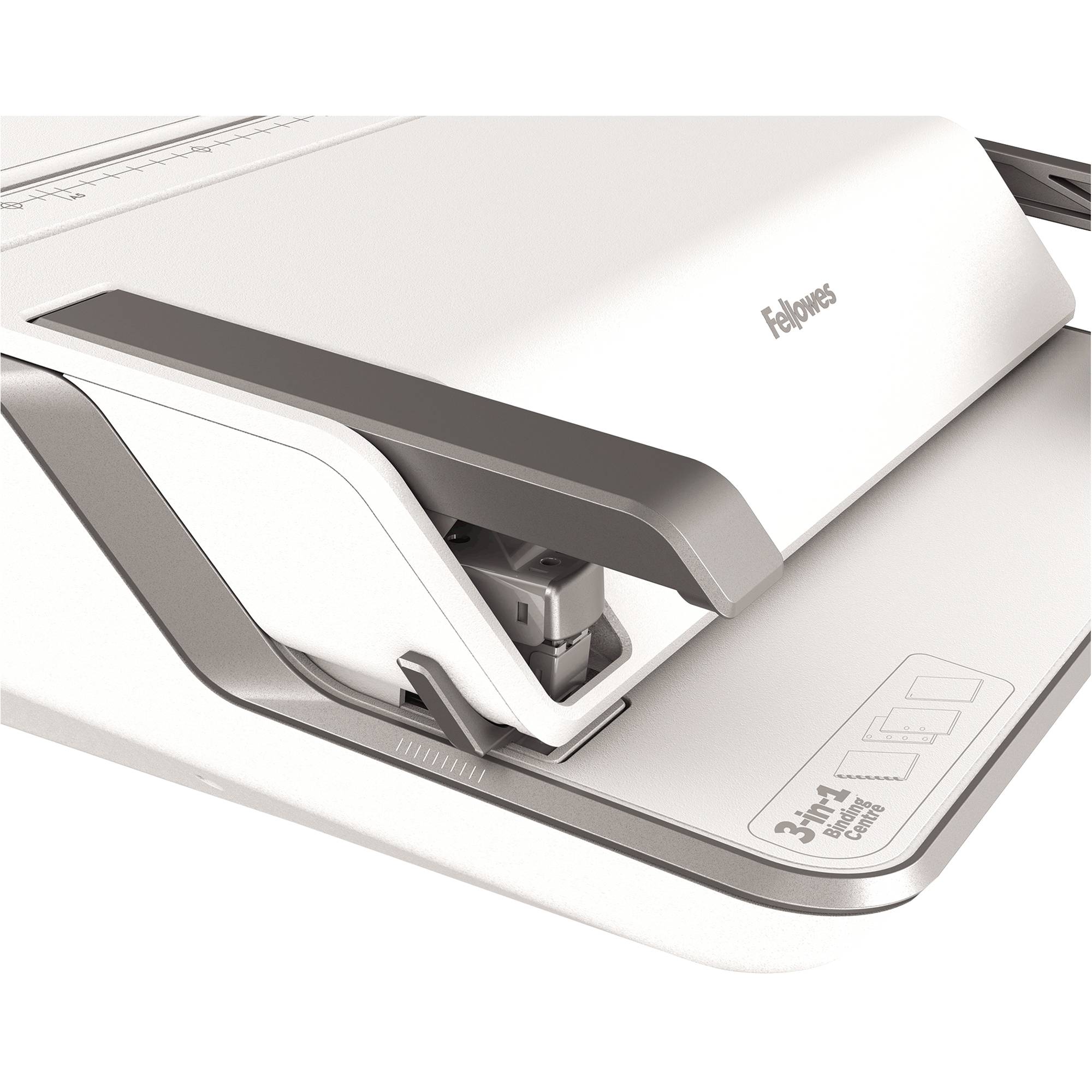 Weißer und grauer 3-in-1-Hefter von Fellowes, in Nahaufnahme auf einem Schreibtisch gezeigt.