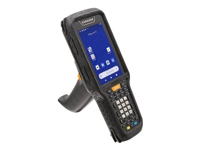 Robustes tragbares Barcode-Scanner-Terminal mit Touchscreen und physischer Tastatur, in schräger Ansicht auf weißem Hintergrund dargestellt.