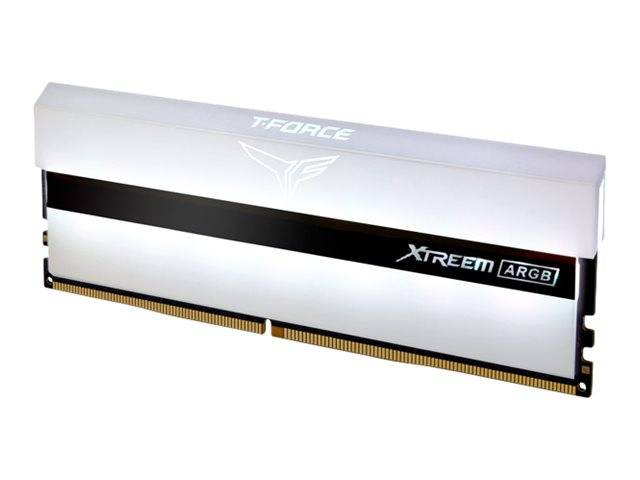 Ein silbernes T-Force Xtreem ARGB Desktop-RAM-Modul mit einem schwarzen Mittelstreifen, gezeigt auf weißem Hintergrund.