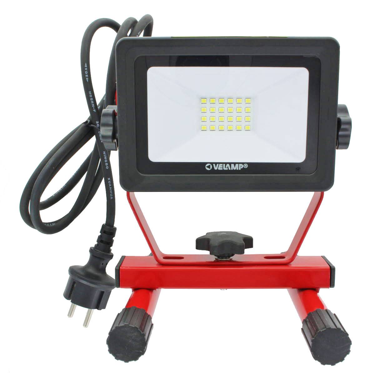 Arbeitsleuchte mit max. 20W LED mit Kabel 1,5m Lichtleistung max. 1600 Lumen, 6500K weißes Licht