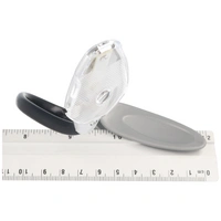 Die LED Leseleuchte inklusive der 2 Stück CR2016 Lithium Batterien Die LED Leseleuchte inklusive der 2 Stück CR2016 Lithium Batterien