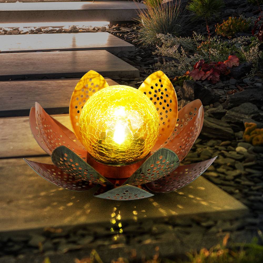 Garten Außenlampen Solarleuchte dekorative LED Solarleuchte im Lotusblüten Design, Glaskugel goldfarben, LED, 22cm, Terrasse