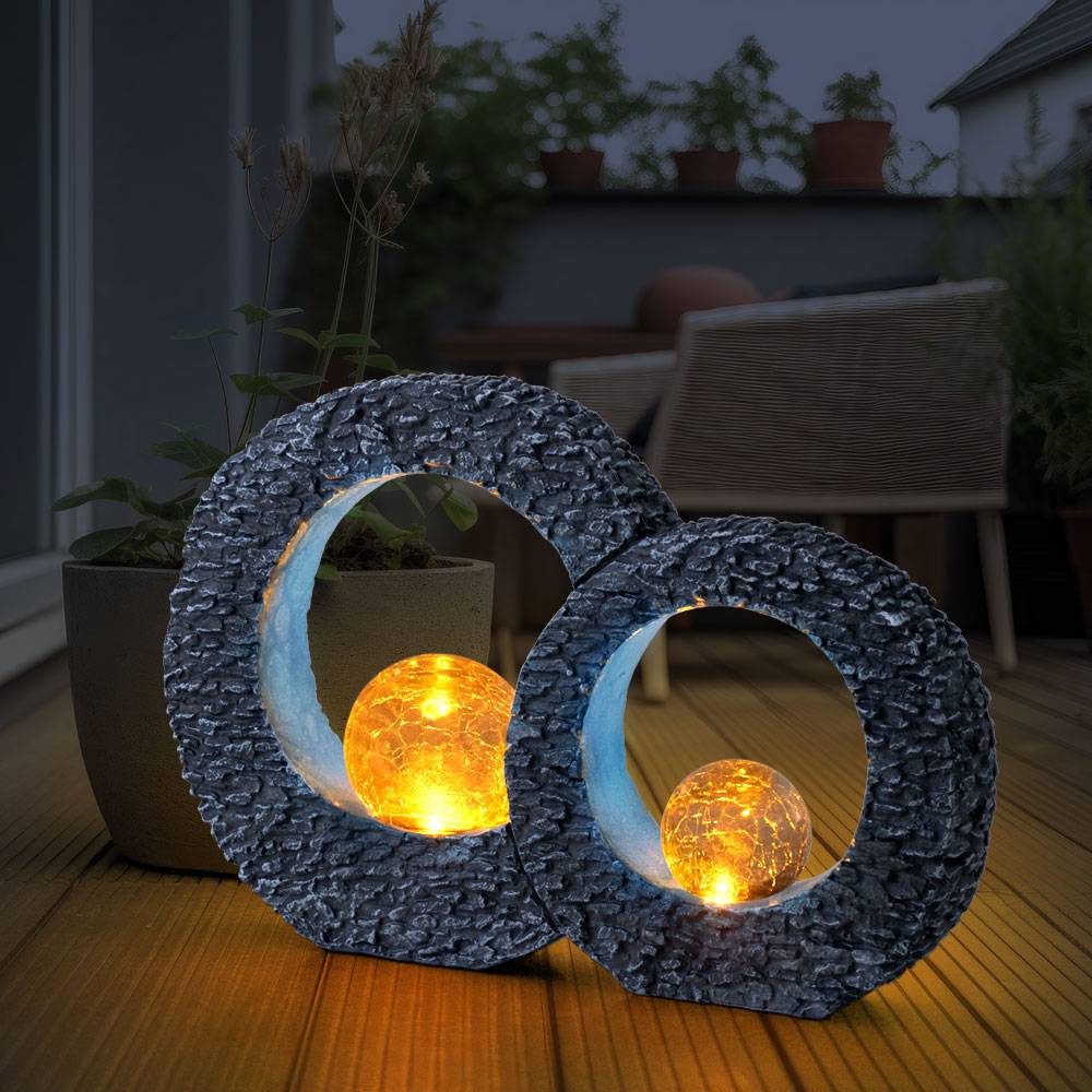 Gartendeko Solarleuchte Balkonbeleuchtung Solar Dekoleuchte Skulptur Solar Leuchte Terrassen Deko, mit Feuereffekt Glaskugel, Stein Optik grau blau