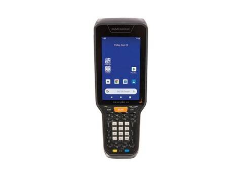 Tragbares Barcode-Scanner-Computer mit Touchscreen und Tastatur, Vorderansicht auf weißem Hintergrund.