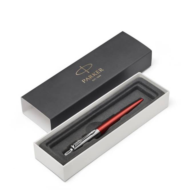 Roter Parker-Stift in einer offenen schwarz-weißen Geschenkbox mit 