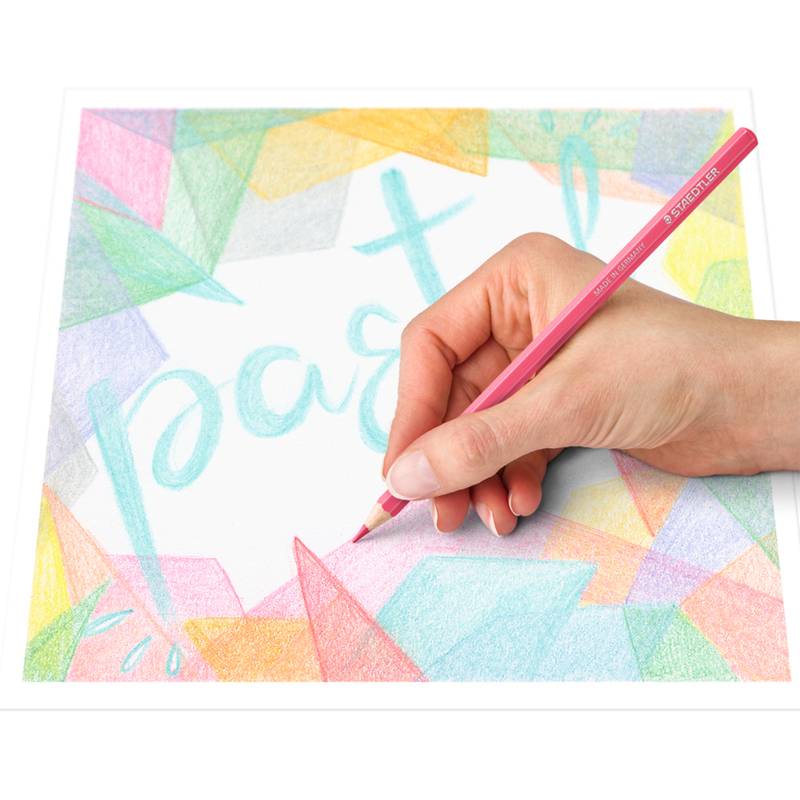 Eine Hand, die einen rosa Bleistift hält, koloriert ein geometrisches Design in Pastellfarben auf Papier, wobei das Wort „Pastel