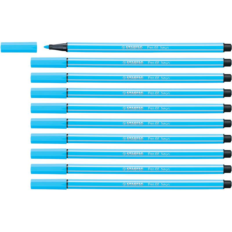 Neun blaue STABILO Pen 68 Stifte horizontal auf weißem Hintergrund angeordnet, wobei eine Kappe entfernt ist, um die Filzspitze zu zeigen.