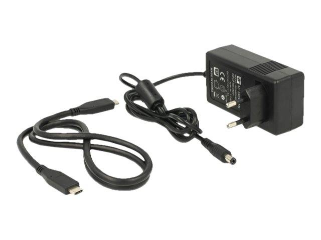 Schwarzer Stromadapter mit aufgewickeltem Kabel und USB-C-Anschluss, dargestellt vor weißem Hintergrund.