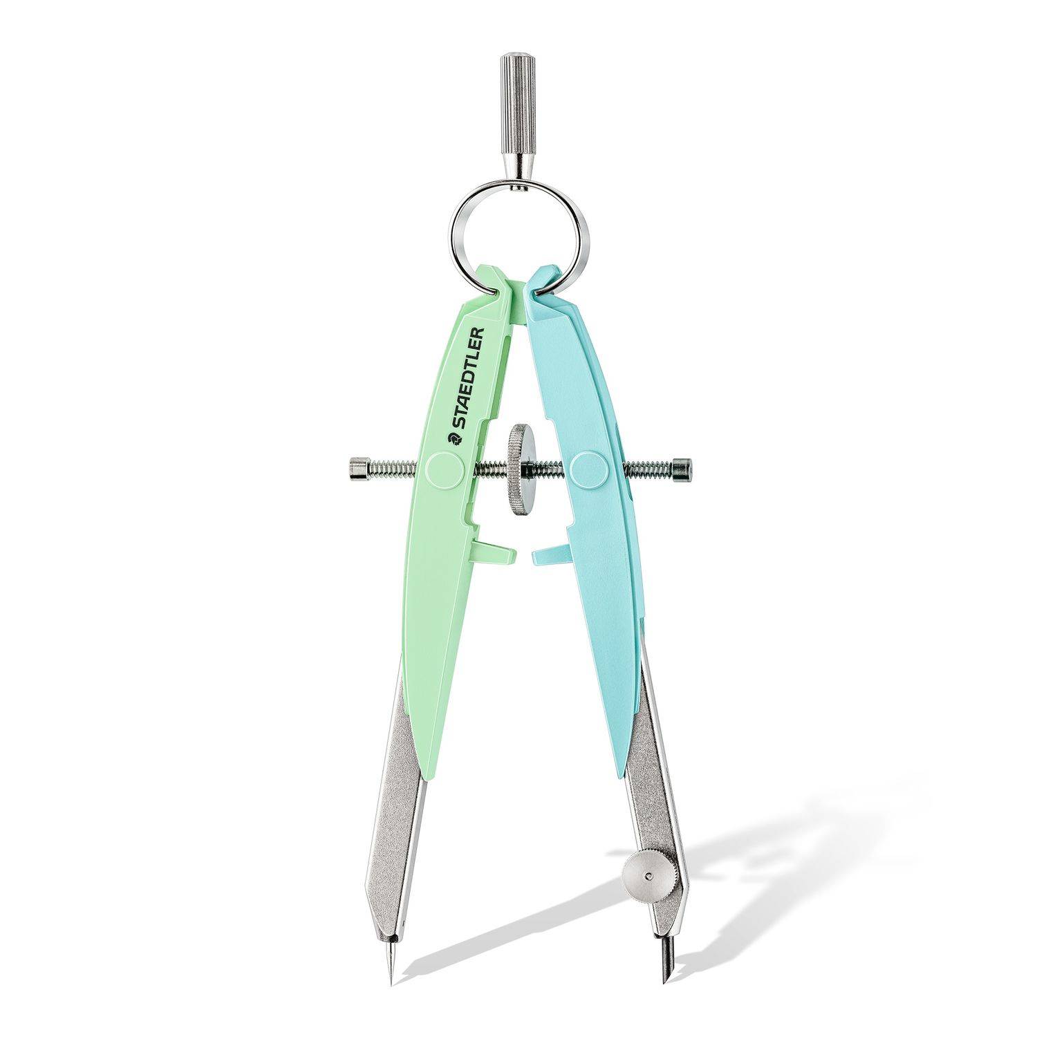 Ein Metallzirkel mit grünem und blauem Arm, beschriftet mit „STAEDTLER