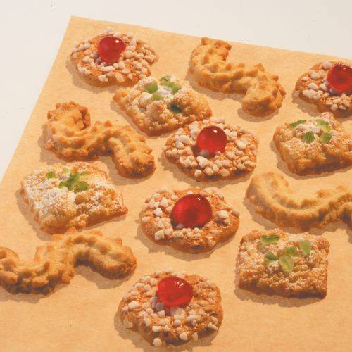 Backpapier 25 m x 38 cm braun in Faltschachtel. Material: Papier, veredelt. Farbe: braun