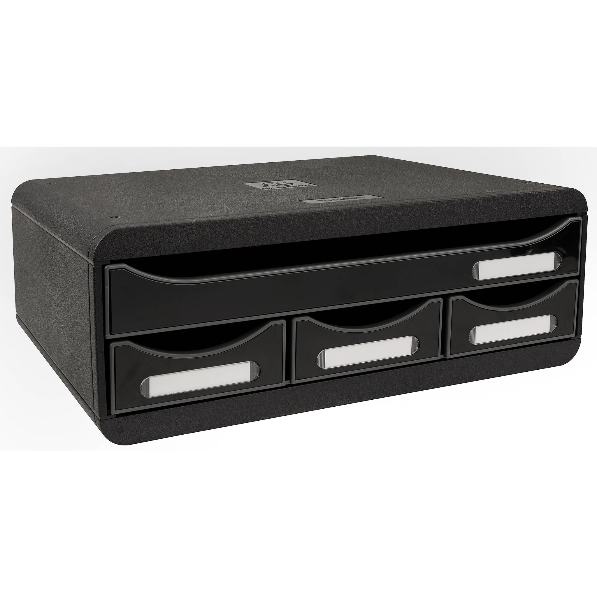 Schwarzer Desktop-Speicherorganizer mit einer breiten oberen Schublade und drei unteren Schubladen, jeweils mit weißen Etikett-Griffen.