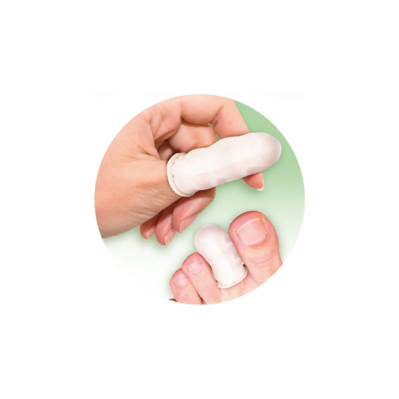 Zwei Hände zeigen weiße Fingerlinge, die auf Zeigefingern vor einem grünen Hintergrund aufgesetzt werden, was den Einsatz zum Schutz oder zur Hygiene veranschaulicht.
