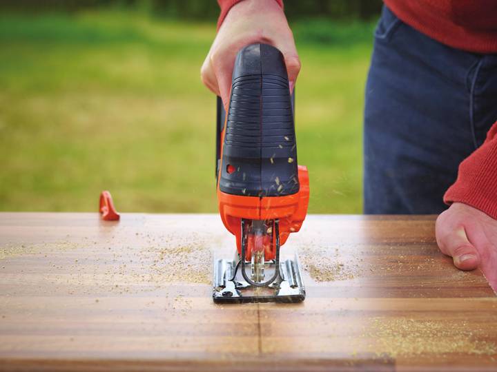 BLACK+DECKER BDCJS18N-XJ