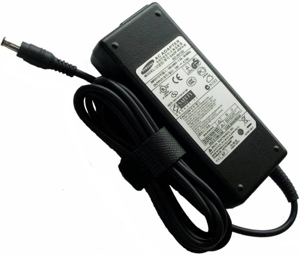 Samsung BA44-00215A - Notebook - Indoor - 90 W - 19 V - Schwarz - 4,74 A