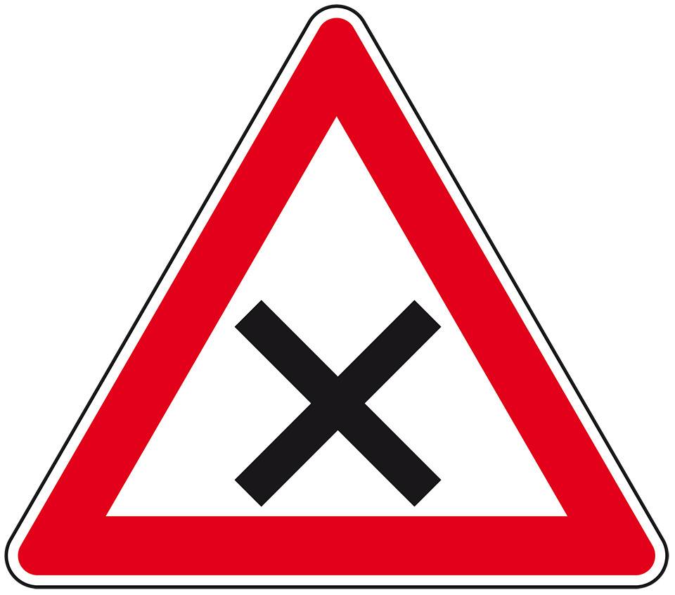 Verkehrszeichen Kreuzung oder Einmündung, Nr.102, Aluminium RA0, reflektierend, SL 900mm, DIN 67520