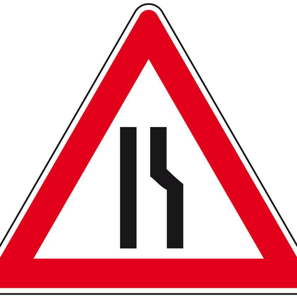 Verkehrszeichen Verengte Fahrbahn, rechts, Nr.121-10, Aluminium RA2, reflektierend, SL 630mm