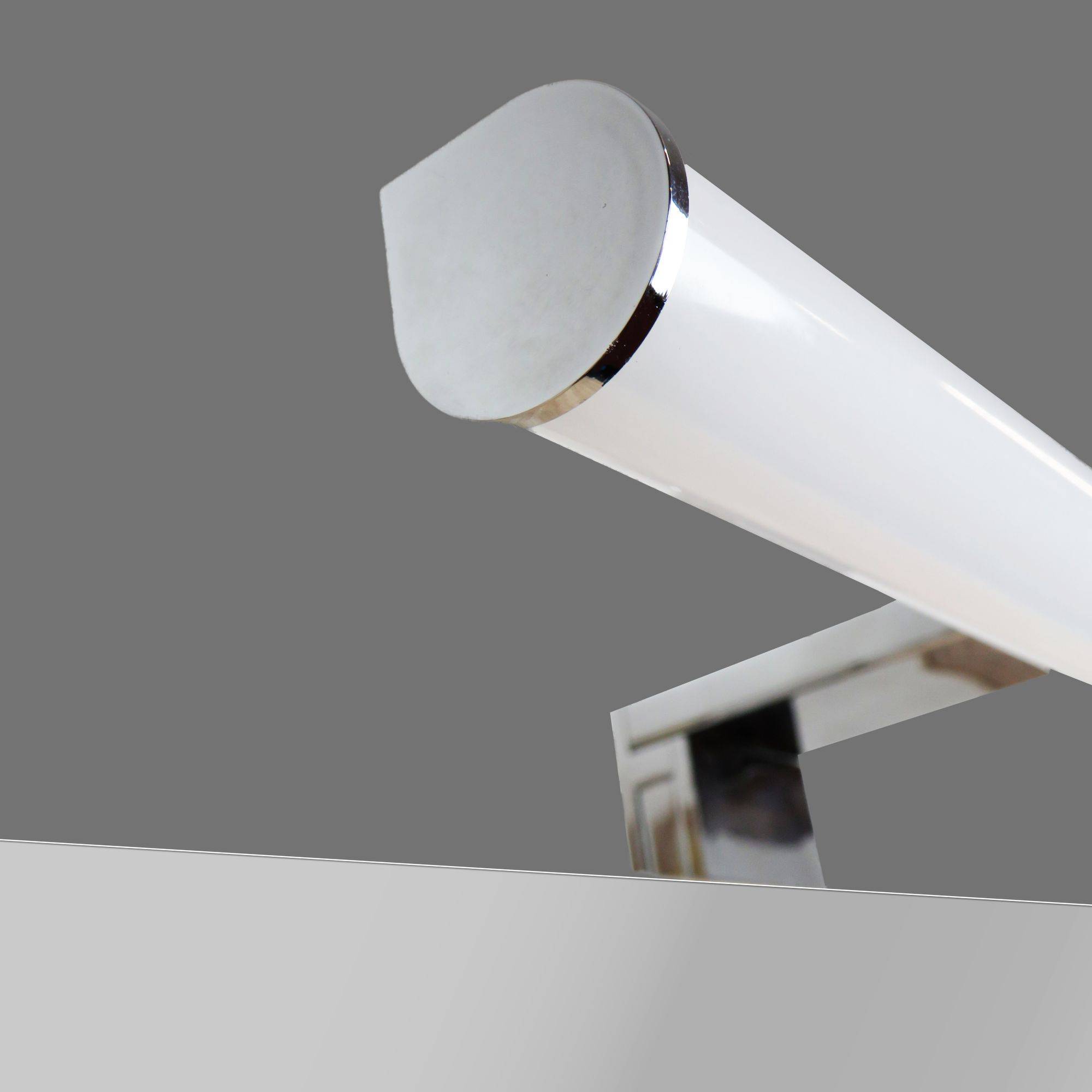kalb | LED Spiegelleuchte 600mm Aufbauleuchte 230V Badezimmer Leuchte verchromt