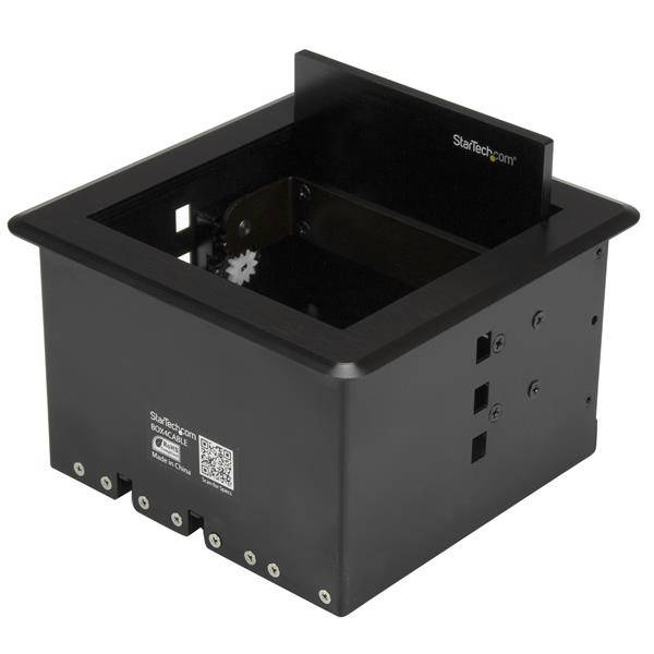 Schwarze In-Desk-Kabelorganisationsbox aus Metall mit offener Oberseite, seitlichen Kabelschlitzen und StarTech.com-Branding.