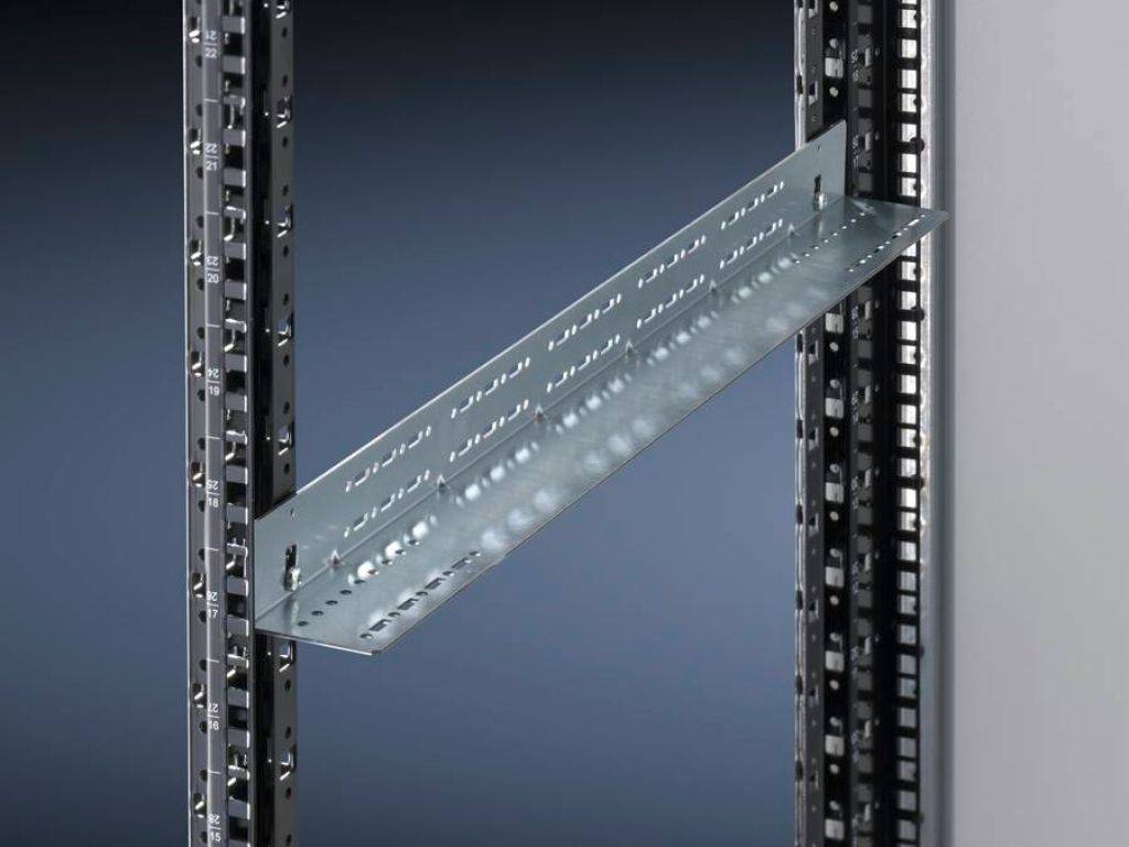 Rittal 5302.032, Rack Führungsschiene, Nickel, Galvanisiertes Stahl, 204 kg, 2U, VX IT