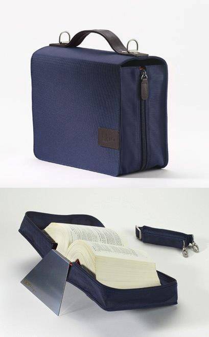 SchönfelderSkin basic Tasche marine-blau, Buchhüllen-Tasche mit Buchstütze Buchhüllen-Tasche mit Buchstütze und Tragegurt in Material Nylon/Leder