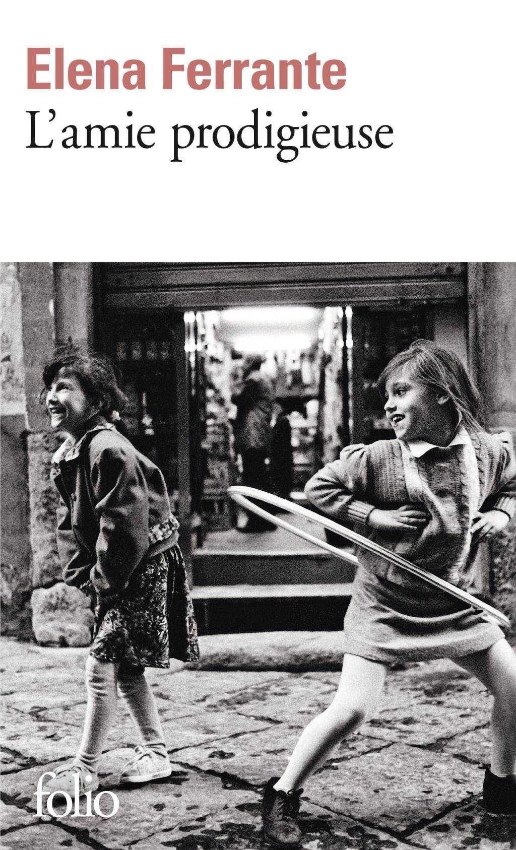 L'amie prodigieuse Enfance, adolescence