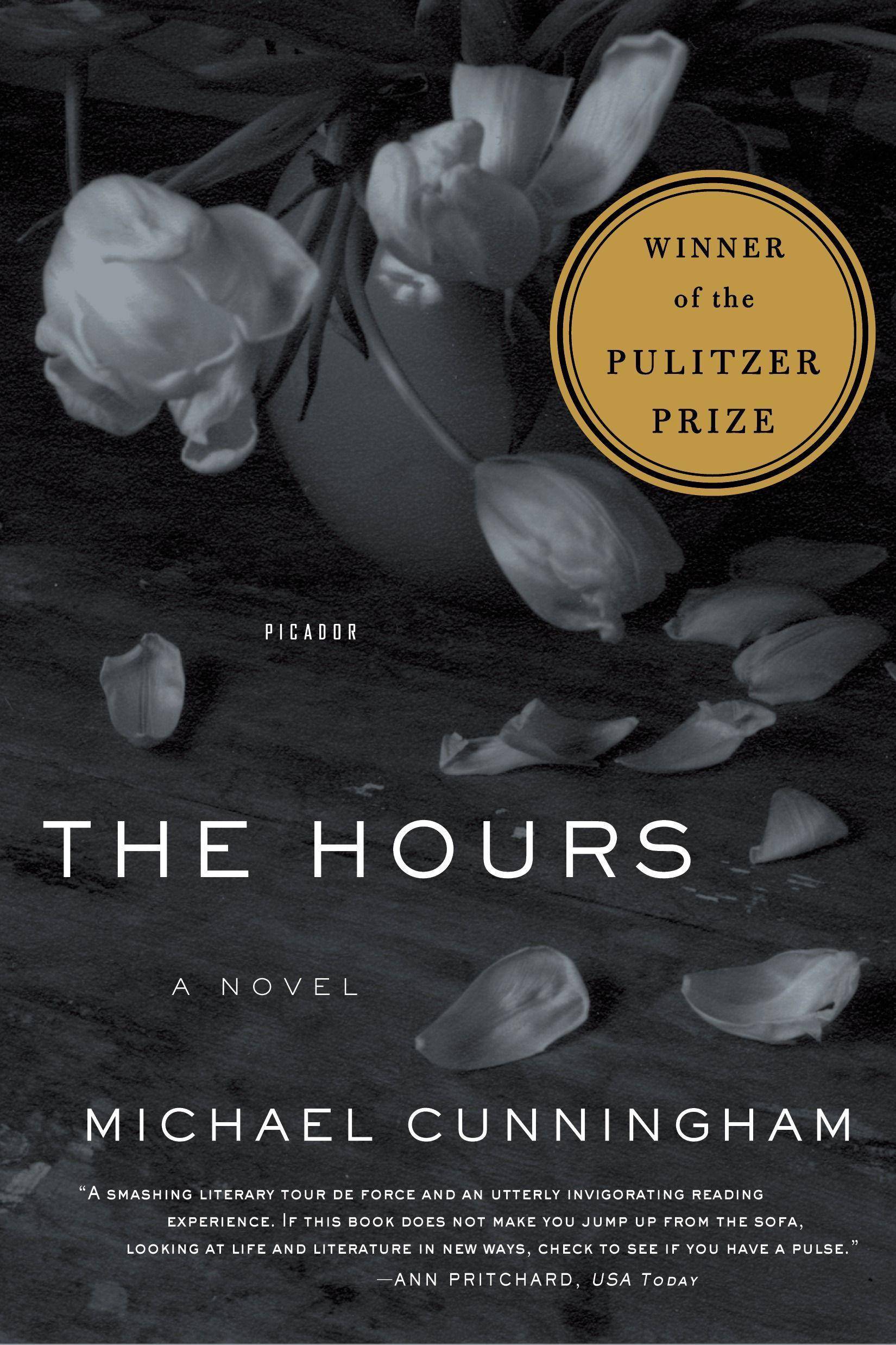 The Hours A Novel. Winner of the Pulitzer Price 1999 and PEN/Faulkner Award 1998
