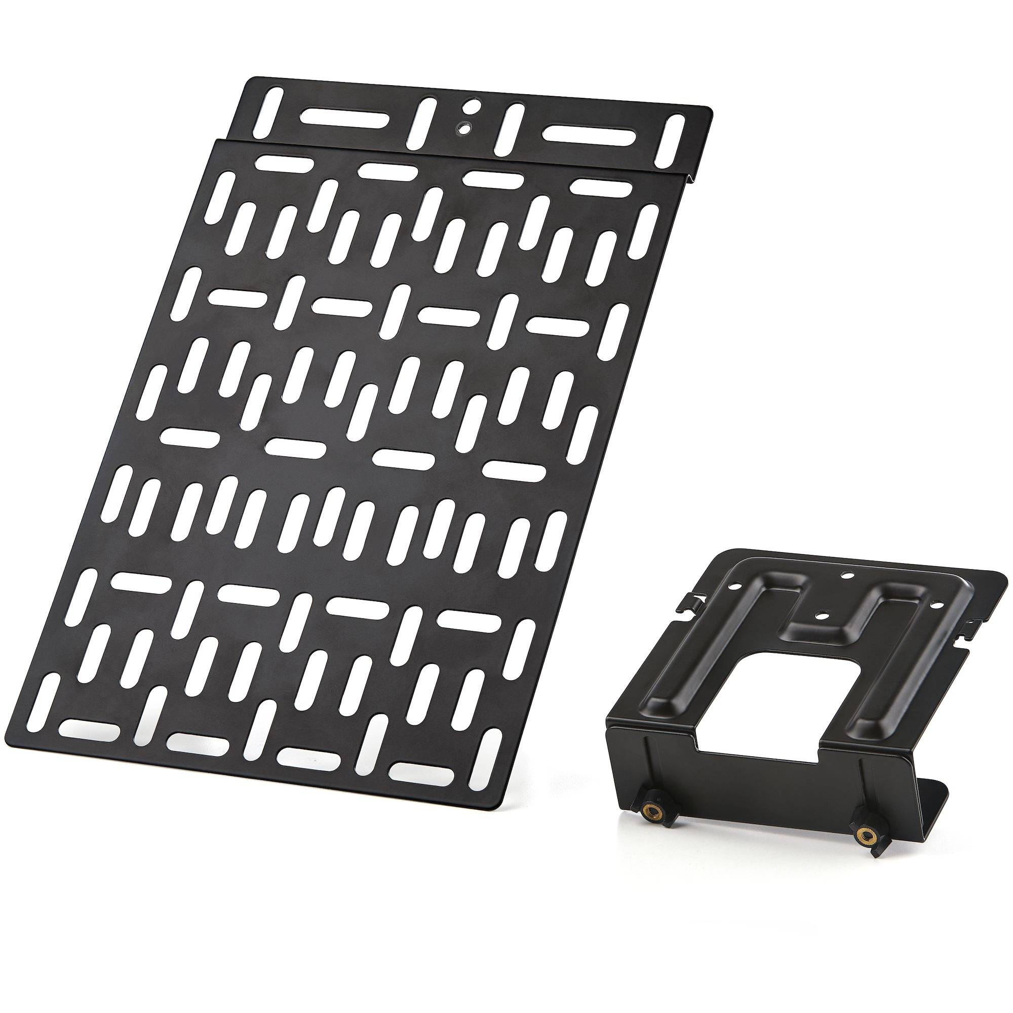 Schwarze Metall-Montageplatte mit Schlitzen und passende Halterung, separat auf weißem Hintergrund dargestellt.