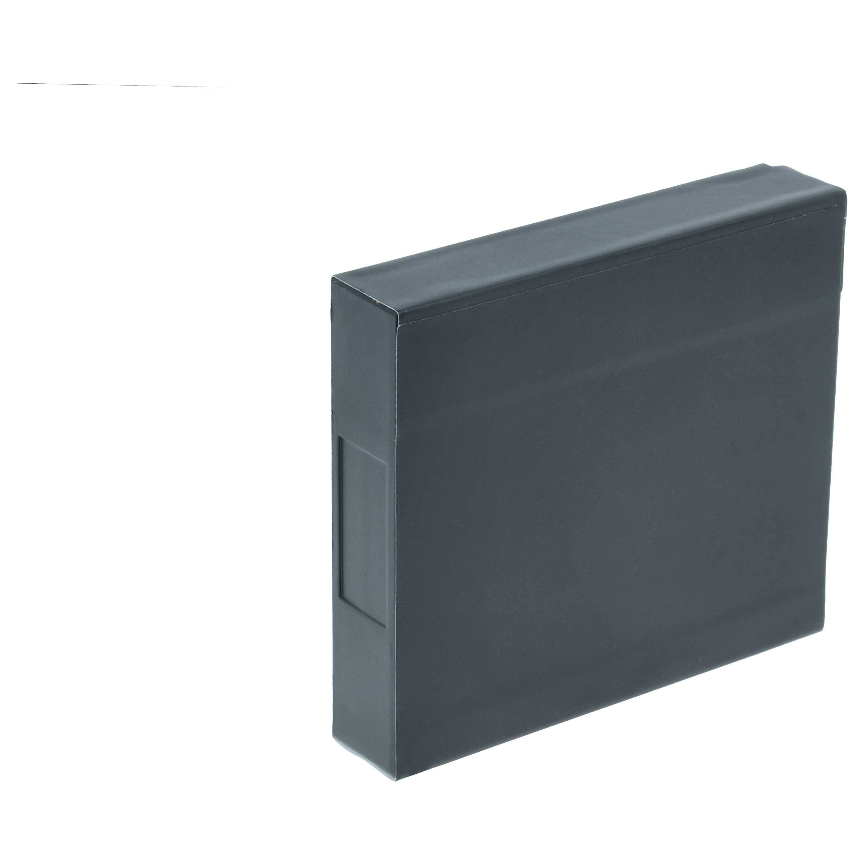 Eine geschlossene, schwarze Pappschachtel mit elegantem, minimalistischem Design.