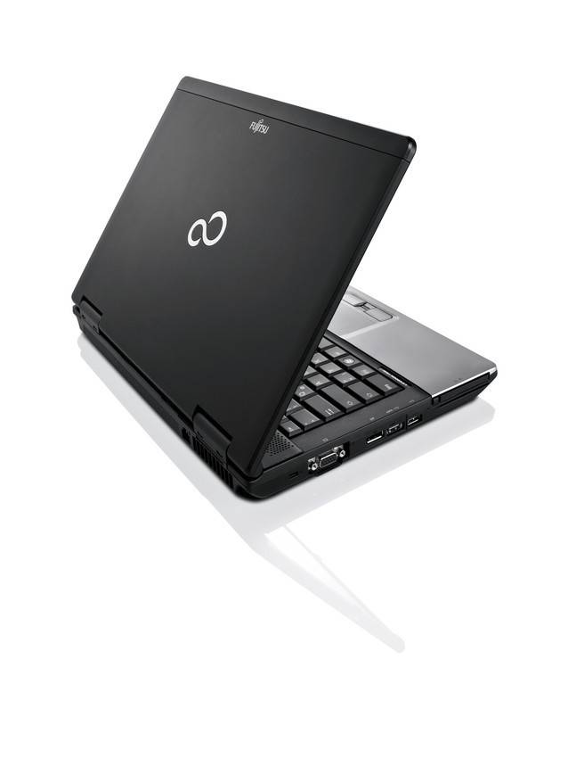 Fujitsu Lifebook S782 Intel Core i5-3230M 8GB 500GB SSD DVD-RW 1366x768 WLAN BT Webcam Win 10 Pro