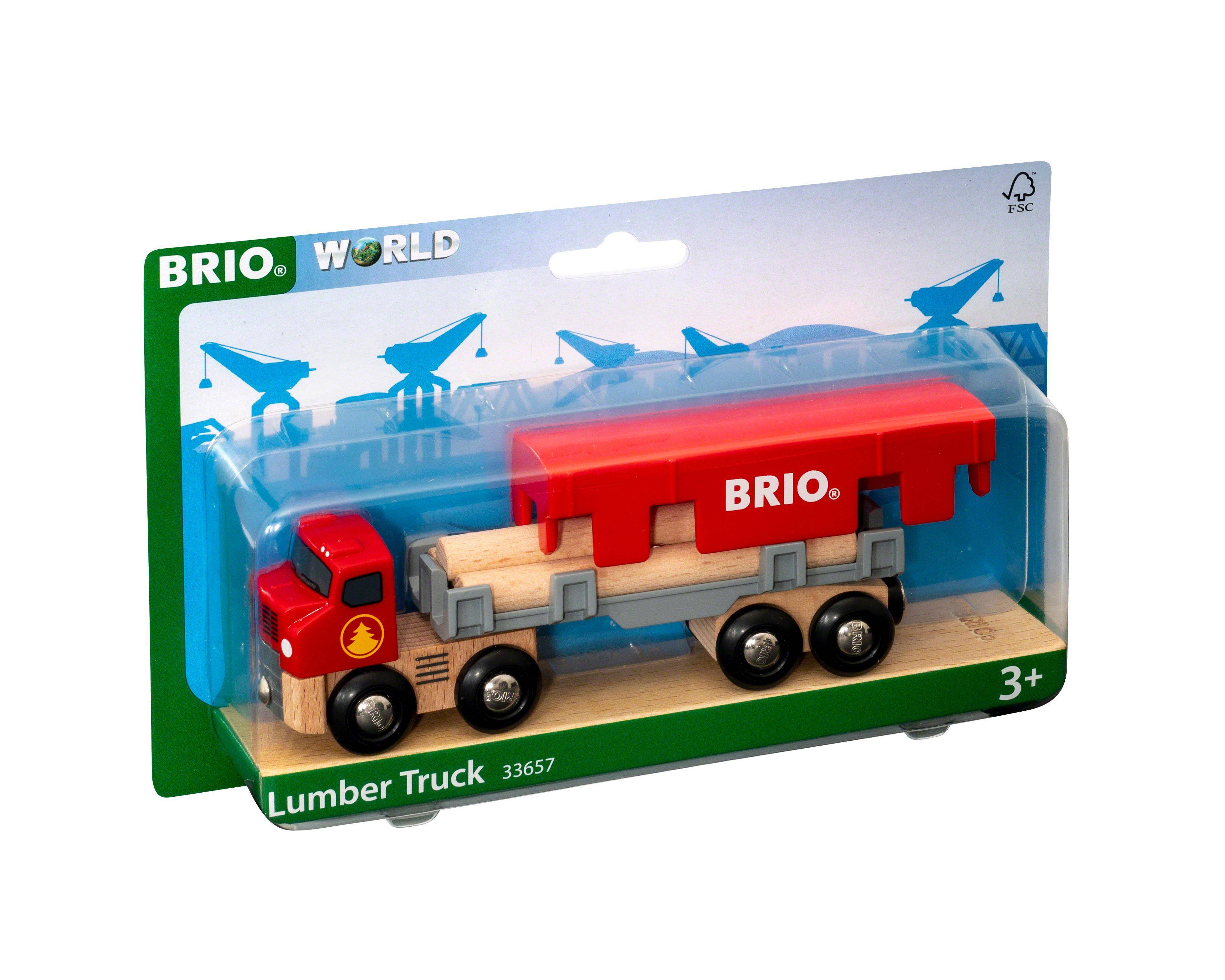 BRIO 33657 - World, Holztransporter mit Magnetladung Lumber Truck, Roter Holztransporter mit abnehmbarem Anhänger und drei Holzstämmen, BRIO World