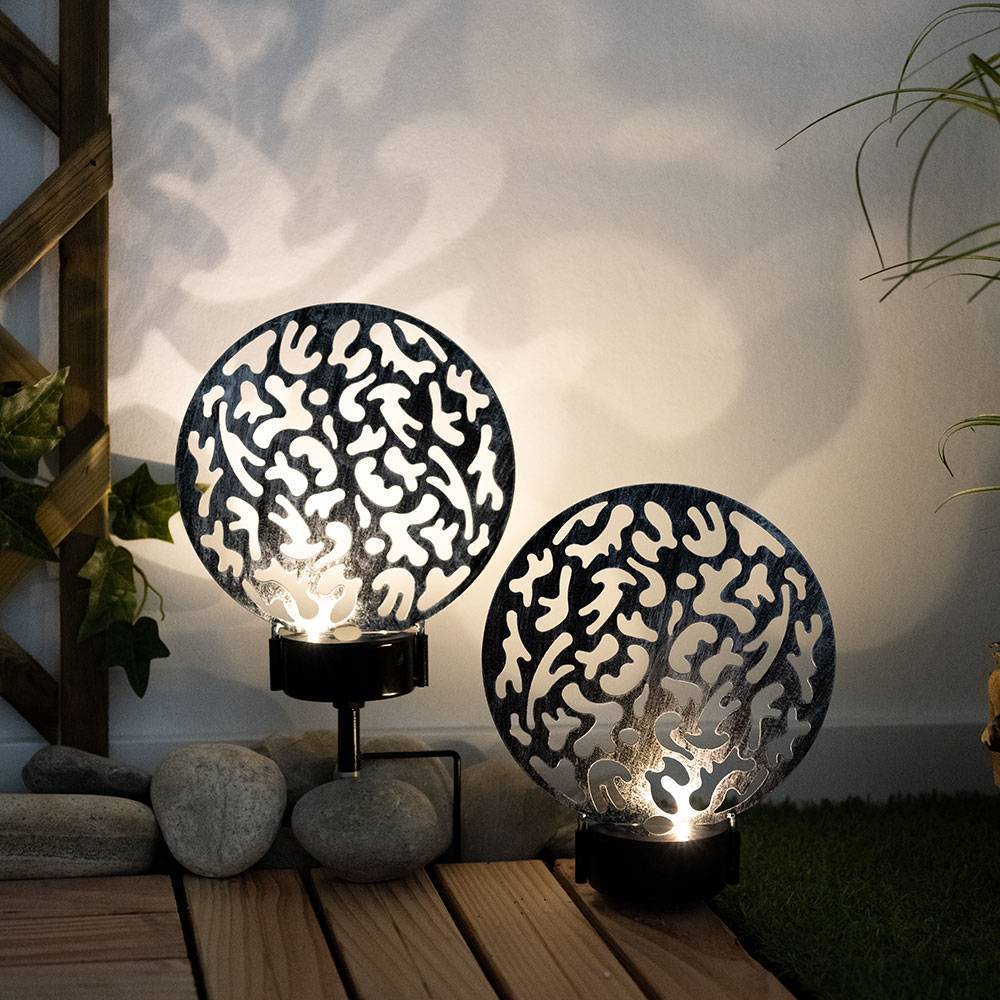 Gartendeko Lampen Solarlampen für Außen Garten LED Terrassen Dekoration Solar, Erdspitz und Dekorstanzungen, schwarz silber antik, 2x LED 3000K, LxH