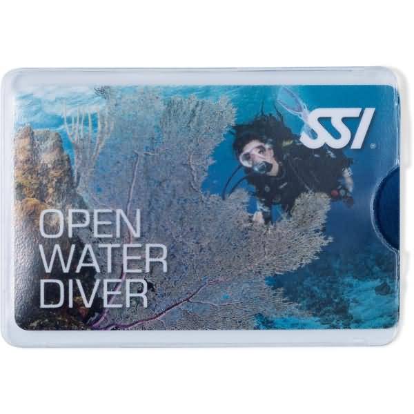 SSI Open Water Diver Zertifizierungskarte mit Taucher unter Wasser und Korallenrifffoto.
