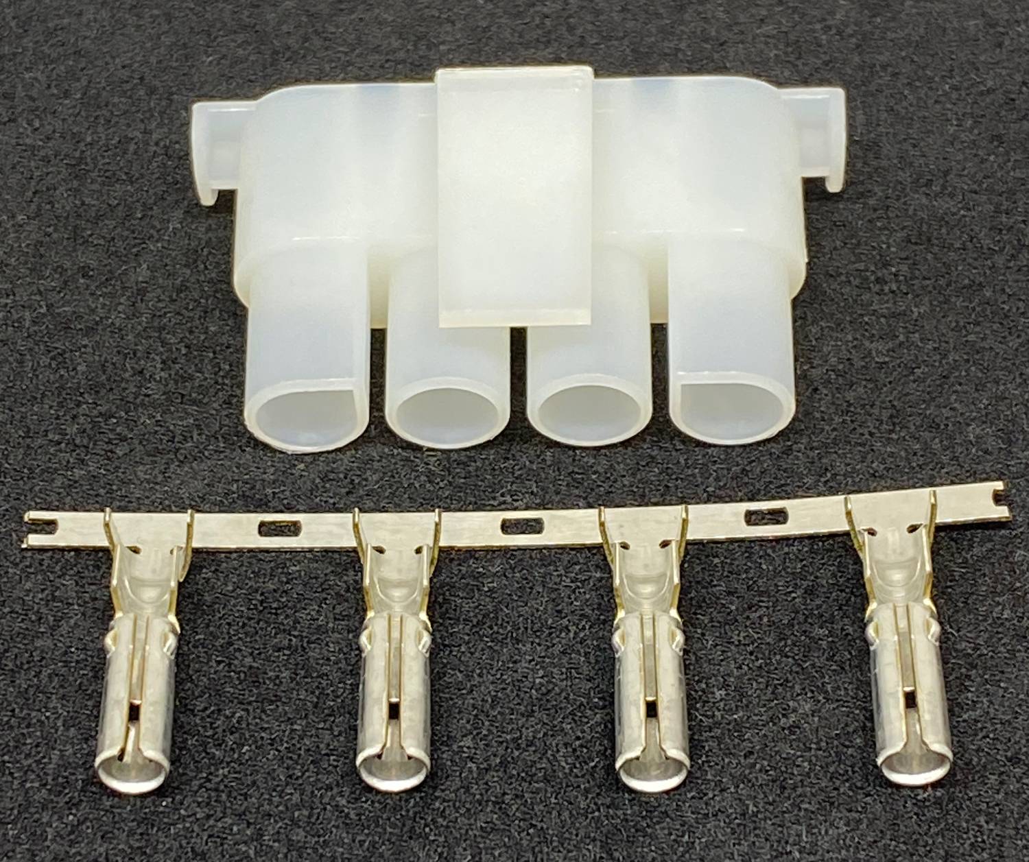 Deutronic DBL350 MATE-N-LOK AMP Gegenstecker