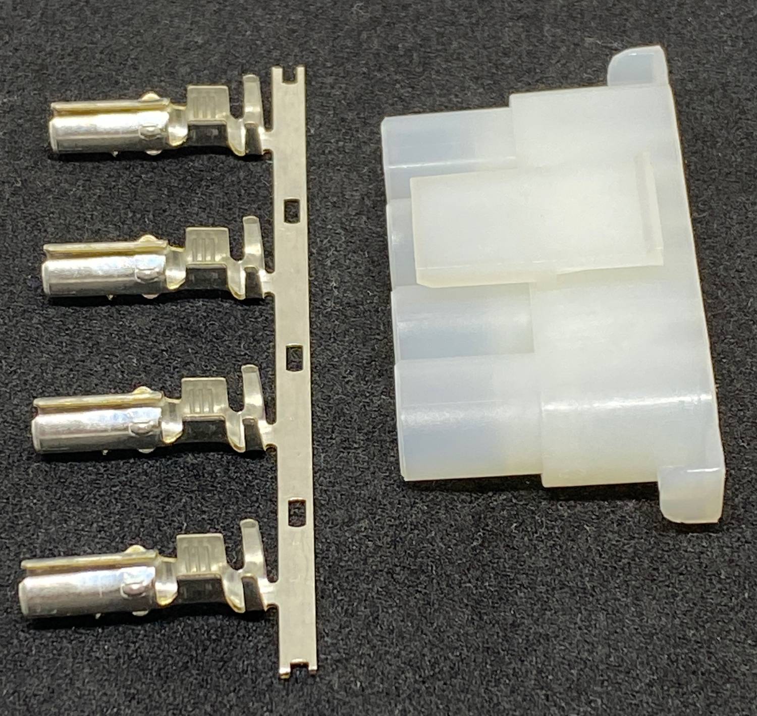 Deutronic DBL350 MATE-N-LOK AMP Gegenstecker