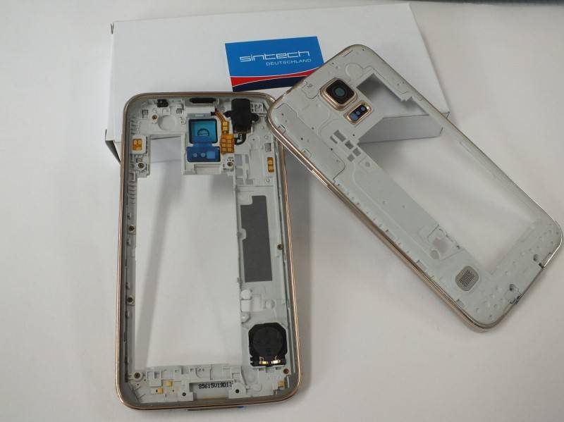 Mittelrahmen für Samsung Galaxy S5 G900f in gold inkl. Kopfhörerbuchse, Lautsprecher, Laut/Leise Flex, Kameraglas und Powertaste