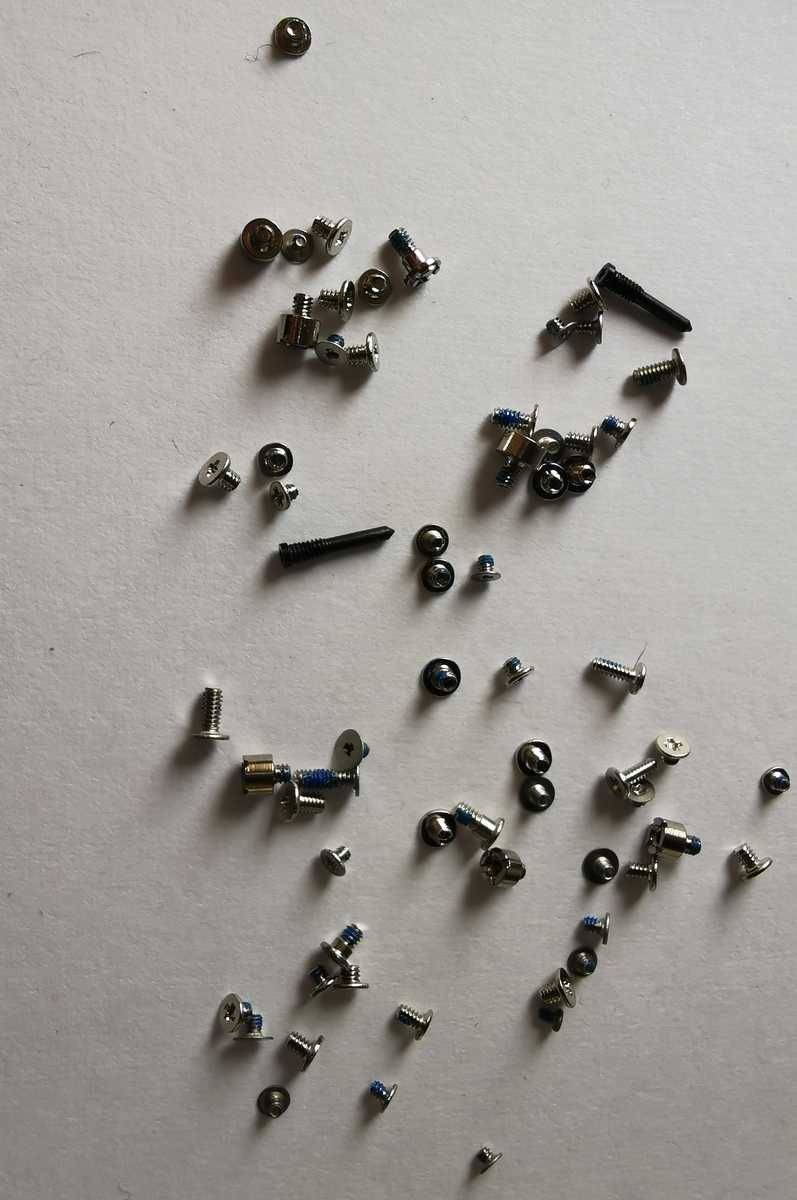 Schraubenset für iPhone XS max