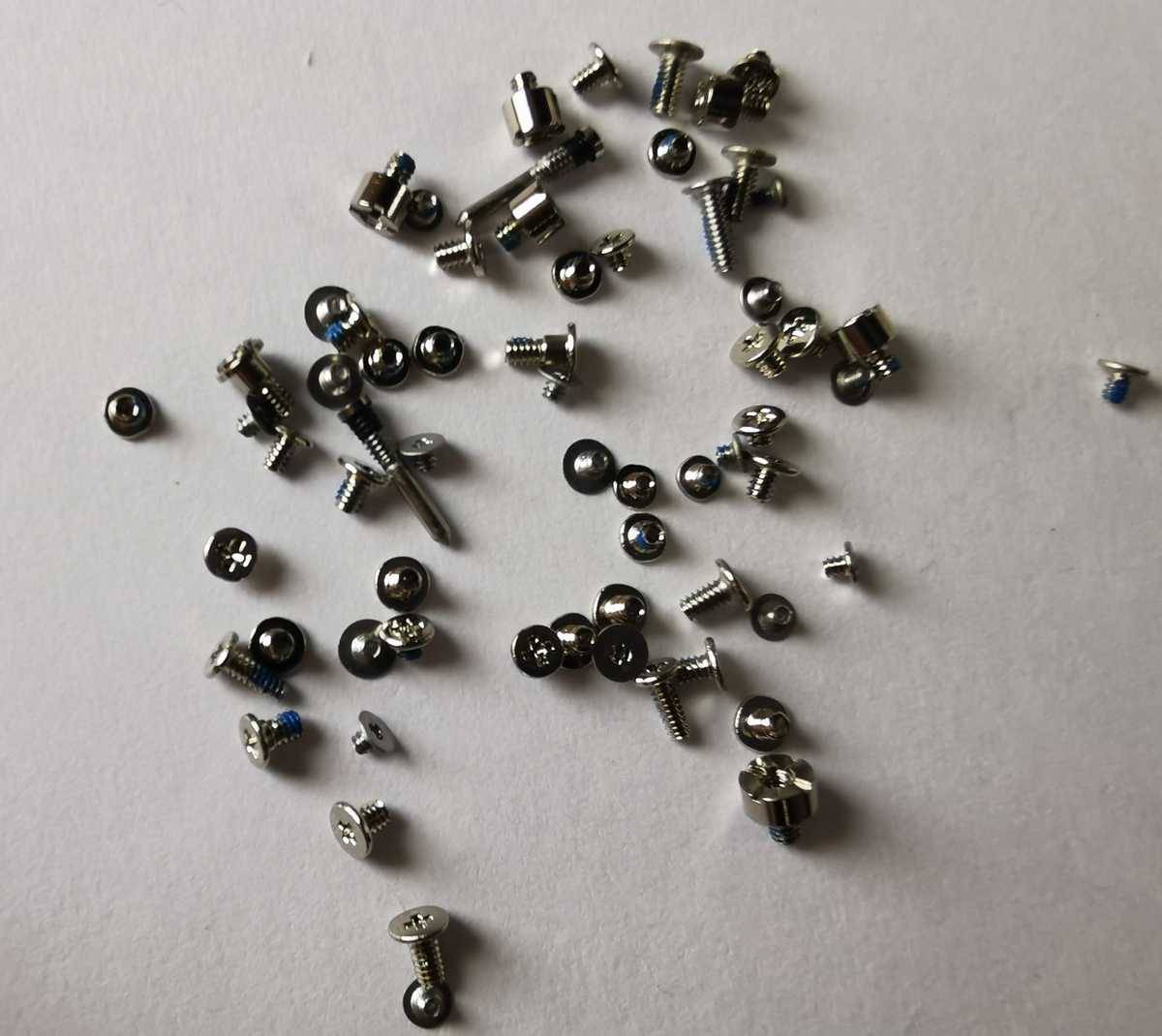 Schraubenset für iPhone XS max