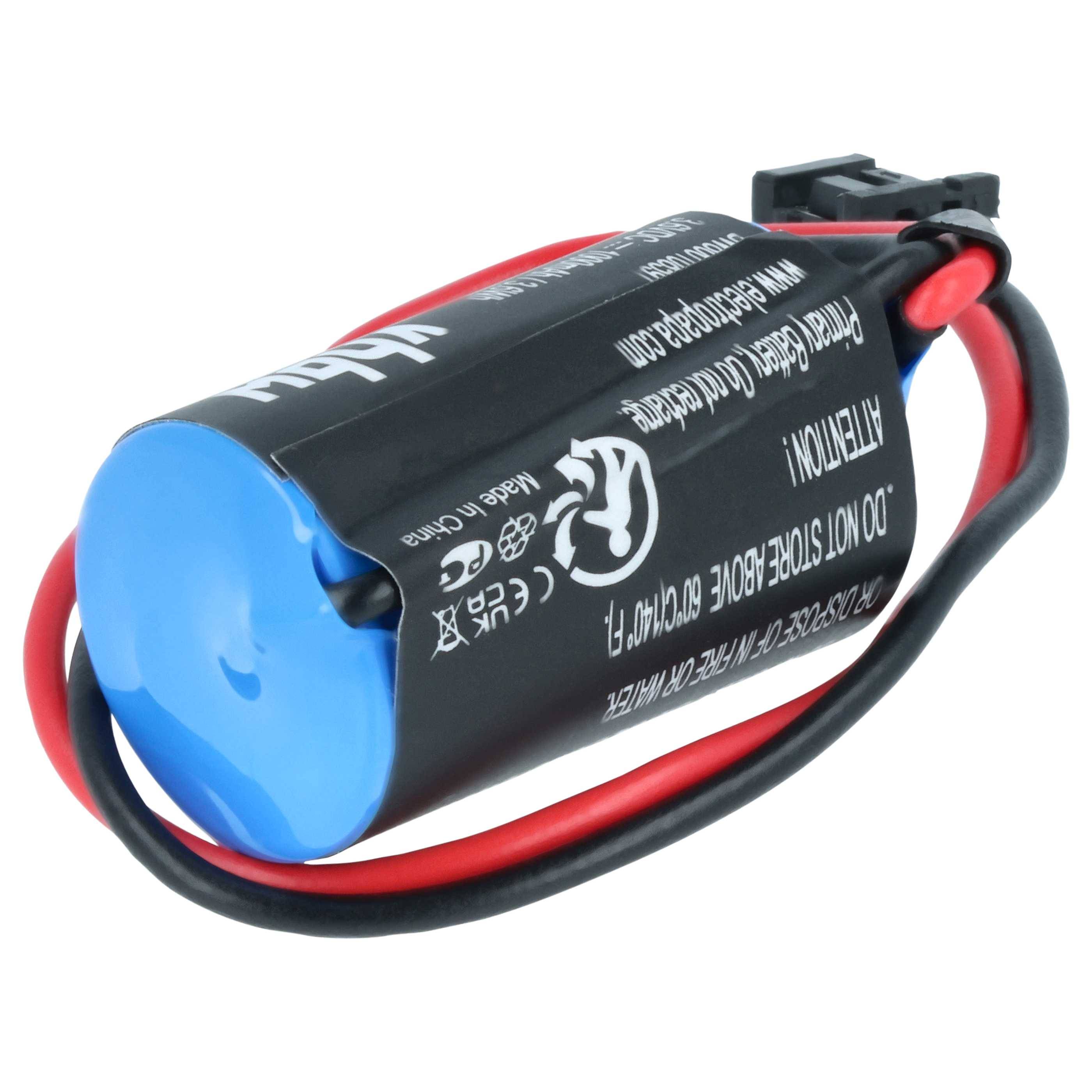 Eine Zylinderbatterie zum Wiederaufladen mit blauem Gehäuse und schwarz-roten Anschlusskabeln, versehen mit Warnhinweissymbolen und -text.