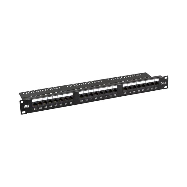 24-Port-Cat-6-Patchpanel mit nummerierten RJ45-Anschlüssen auf einem schwarzen Rackmontagereahn.