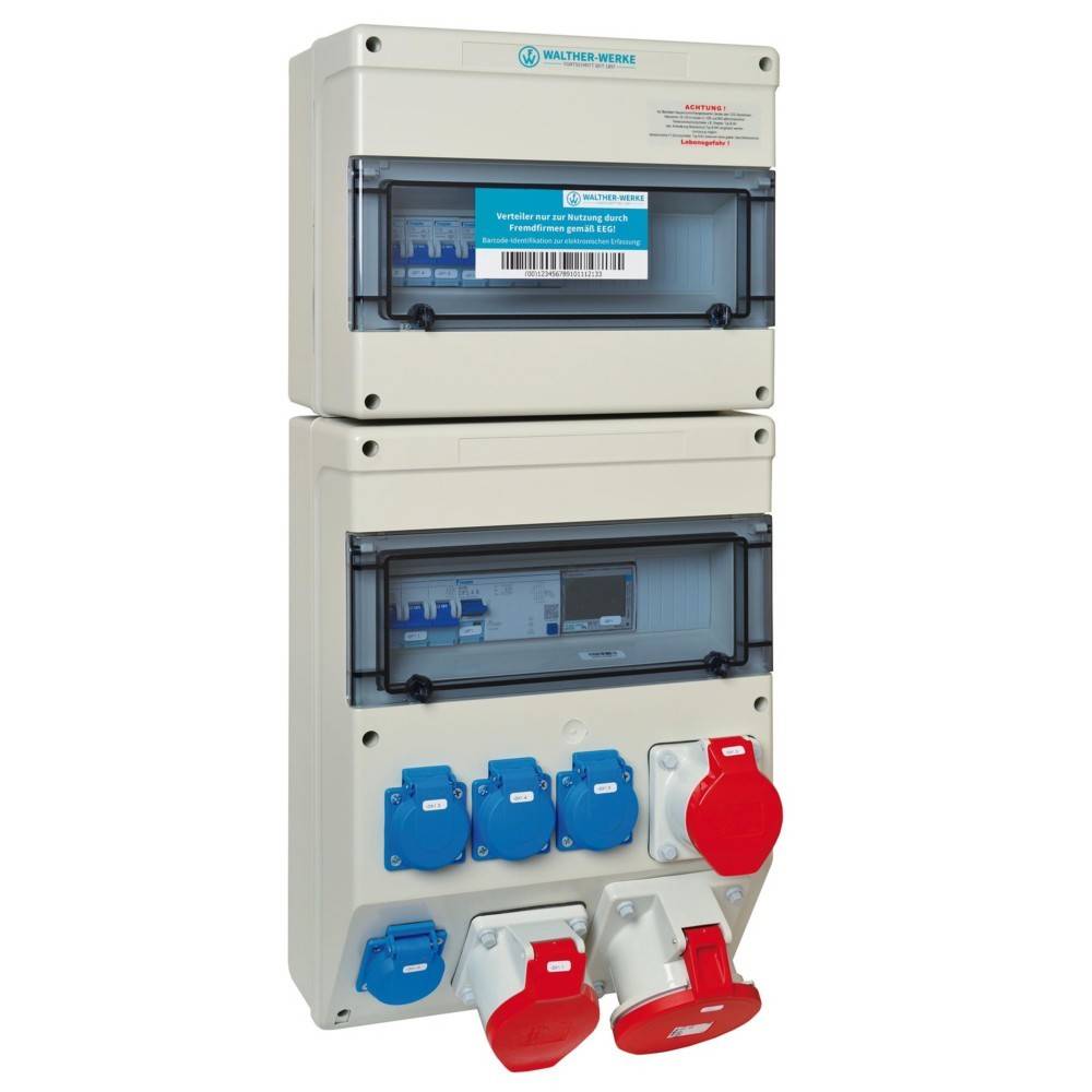 Zwei übereinander angeordnete elektrische Verteilerkästen mit verschiedenen Schaltern und blauen sowie roten Steckdosenausgängen, verwendet zur Stromverteilung.