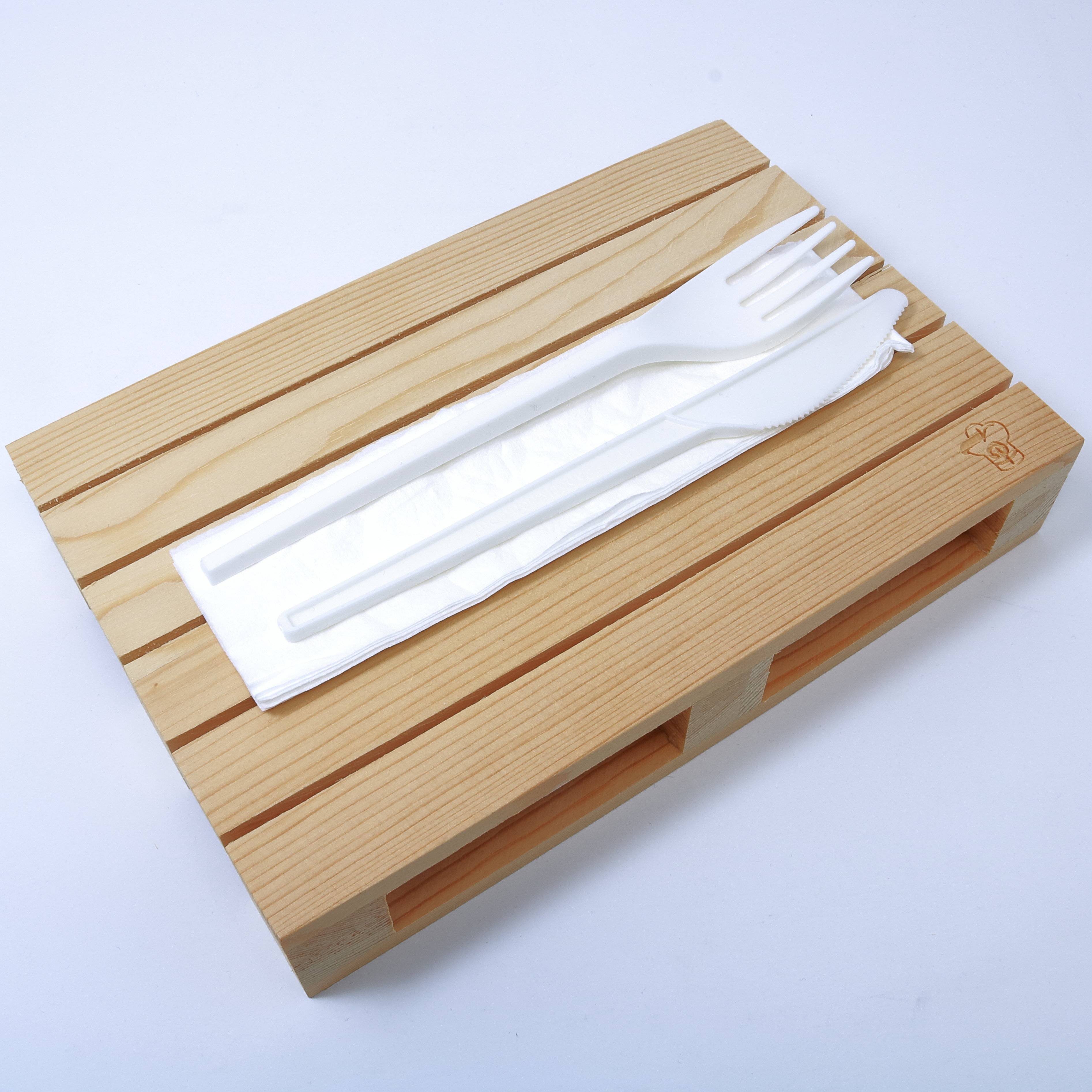 Besteckset aus weißem CPLA, Messer, Gabel und Serviette 30 x 30 cm 2-lagig, kompostierbar