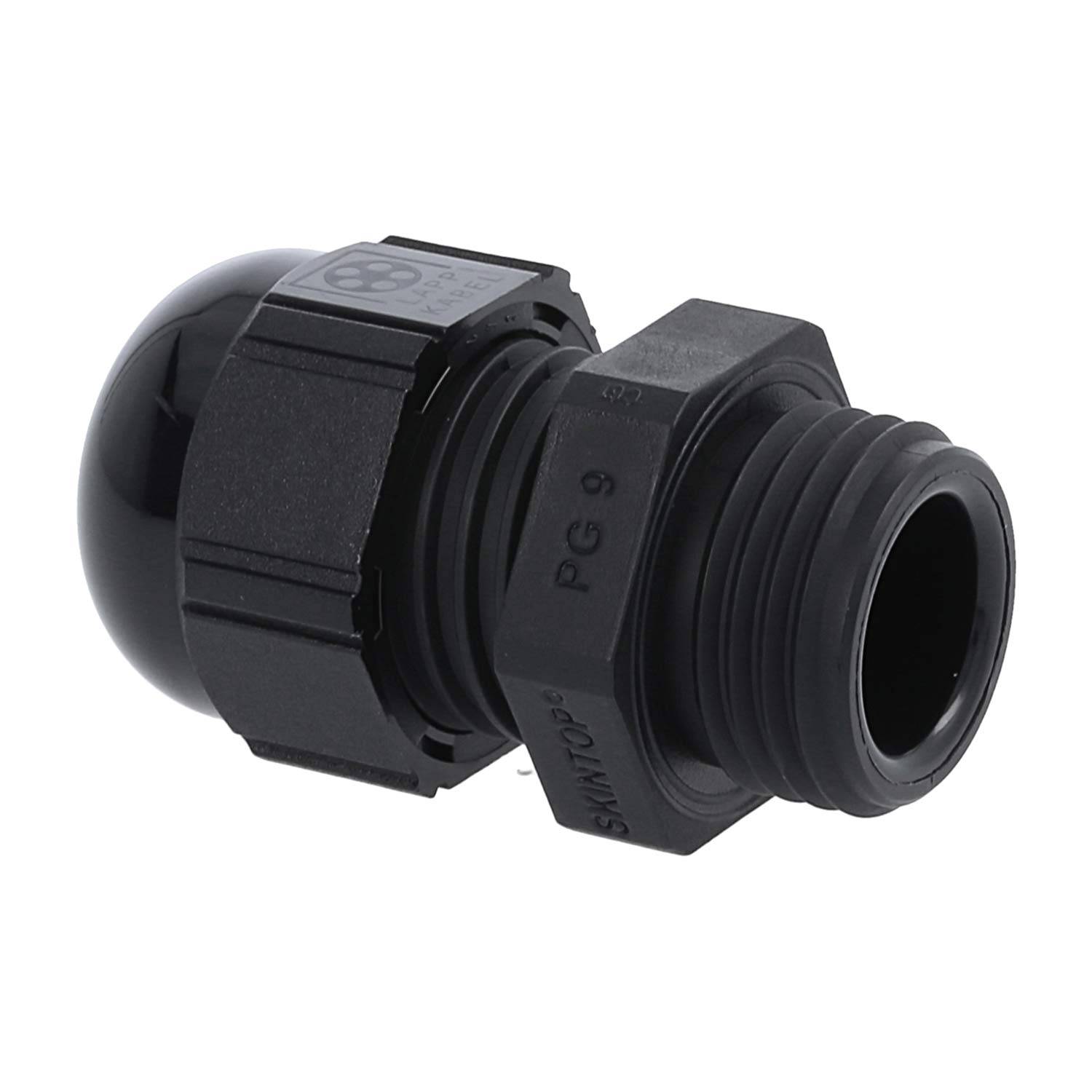 Eine Querschnittsansicht eines mehraderigen Elektrokabels mit Kupferdrahtlitzen, teilweise abisoliert, das seine innere Struktur zeigt.