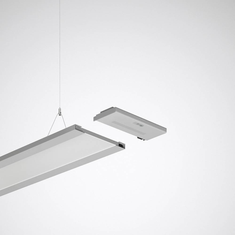 Schlanke, moderne LED-Hängeleuchte mit rechteckigem Design, die ein schlankes, schwebendes Panel und eine separate Deckenhalterung präsentiert.
