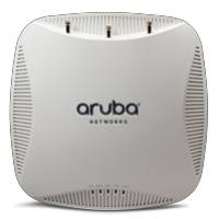 Weißer drahtloser Zugriffspunkt von Aruba Networks mit dem Aruba-Logo und belüfteten Seiten, von vorne gezeigt.