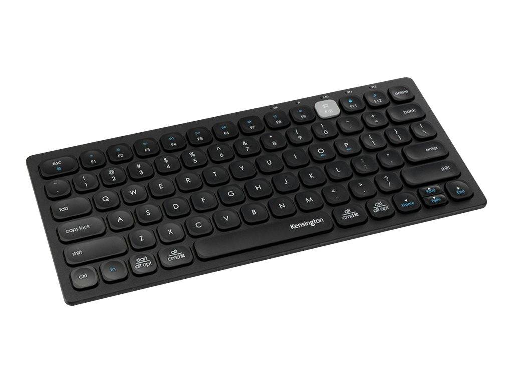 Schwarze kompakte kabellose Tastatur in Winkelposition auf weißem Hintergrund, mit flachen runden Tasten und gedruckten Funktionsetiketten.