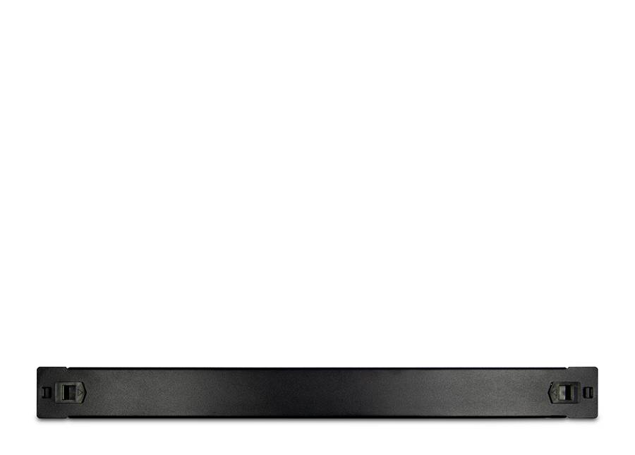 Schwarzes rechteckiges Rack-Mount-Gerät mit Frontplatte mit kleinen Anschlussports an beiden Enden, abgebildet auf einem schlichten weißen Hintergrund.