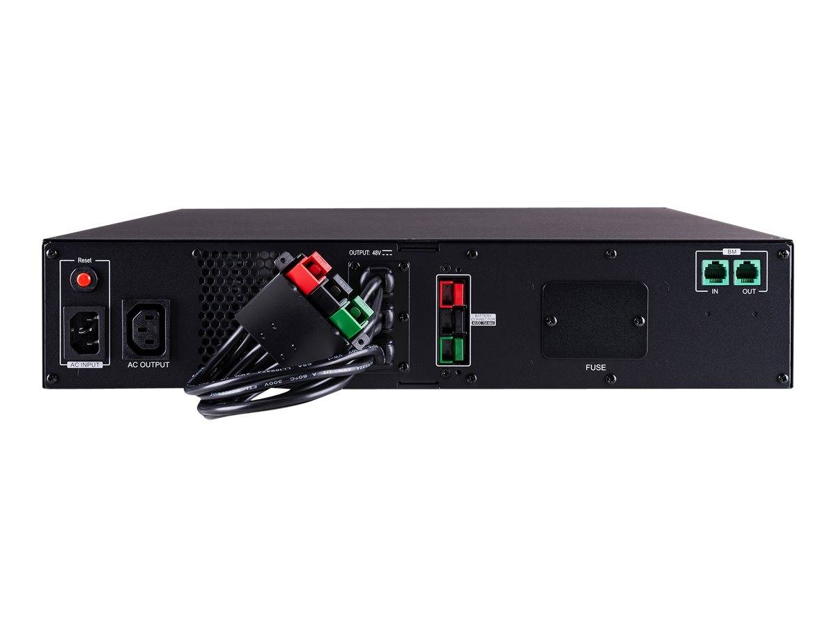 Rückansicht einer schwarzen Stromversorgungseinheit mit AC-Ein-/Ausgangsbuchsen, roten und grünen Anschlüssen, einer Sicherung und zwei Ethernet-ähnlichen Anschlüssen.